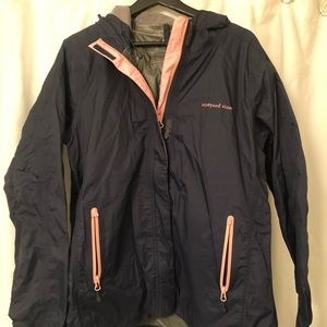 Vineyard Vines Raincoat large
